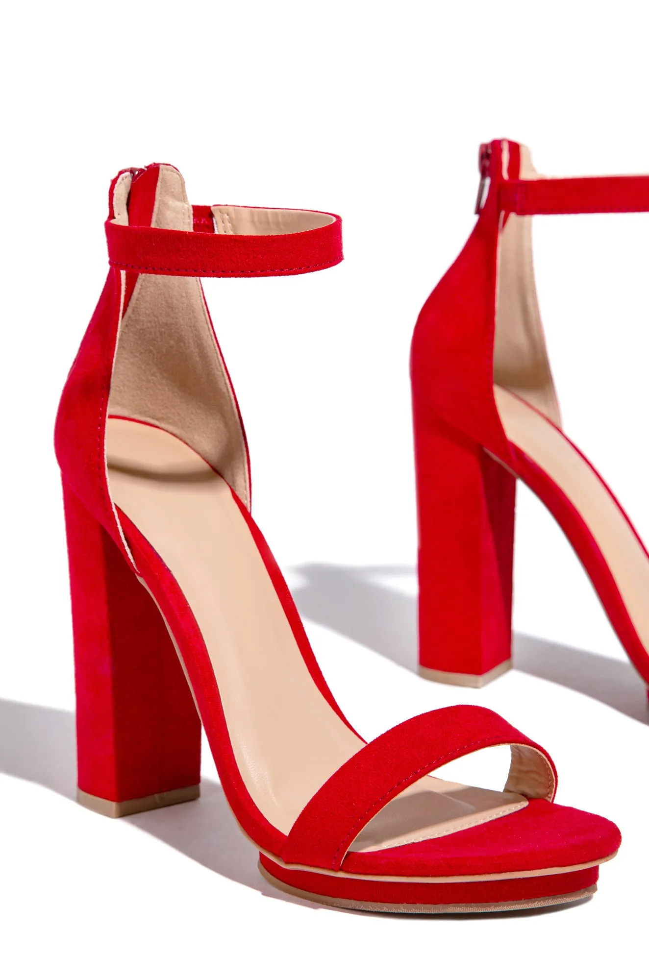 New View Block High Heels - Red