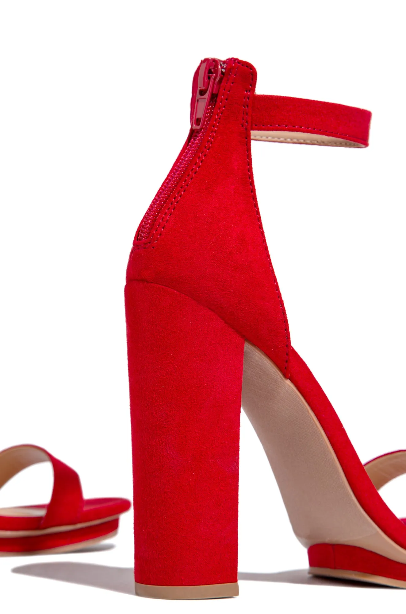New View Block High Heels - Red