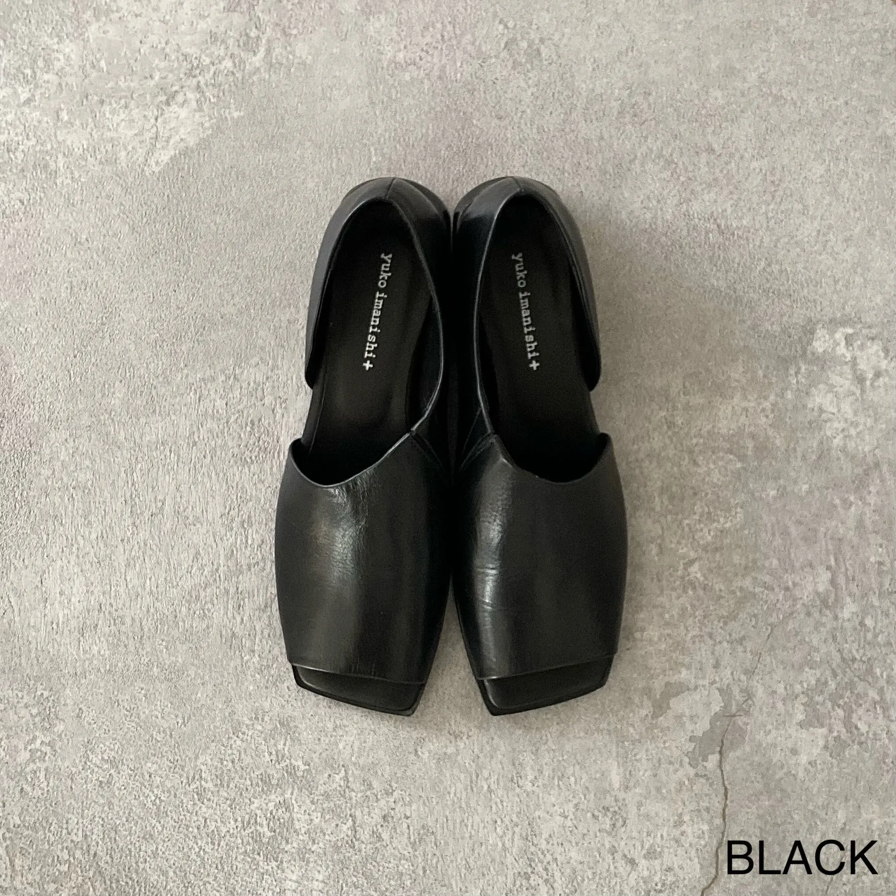 SS23 722043 | Yuki - Flat Sandals | Yuko Imanishi 